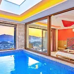 3 Bedroom Luxury With Private Pool Hot Tub