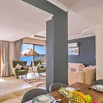 3 Bedroom Luxury With Private Pool Hot Tub Villa