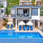 3 Bedroom Luxury With Private Pool Hot Tub Villa *