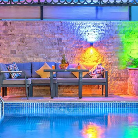 3 Bedroom Luxury With Private Pool Hot Tub Villa Kalkan