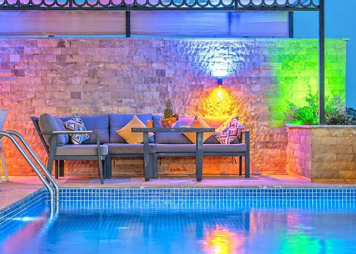 3 Bedroom Luxury With Private Pool Hot Tub Villa Kalkan
