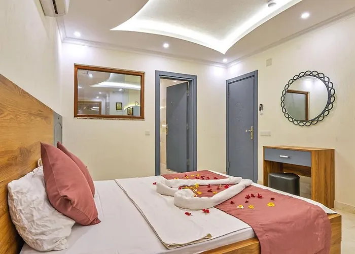 3 Bedroom Luxury With Private Pool Hot Tub