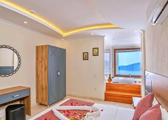 3 Bedroom Luxury With Private Pool Hot Tub Villa