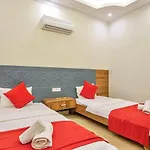 3 Bedroom Luxury With Private Pool Hot Tub *