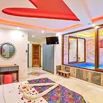 Вилла 3 Bedroom Luxury With Private Pool Hot Tub Калкан