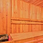 3 Bedroom Luxury With Private Pool Hot Tub Вилла *