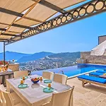 3 Bedroom Luxury With Private Pool Hot Tub Вилла