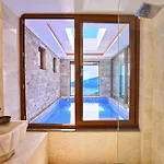 3 Bedroom Luxury With Private Pool Hot Tub