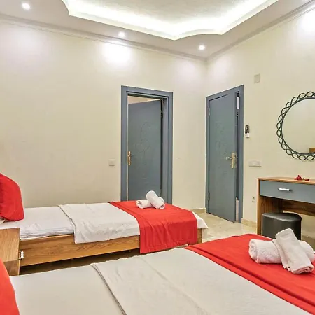 3 Bedroom Luxury With Private Pool Hot Tub Villa