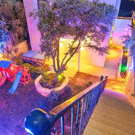 3 Bedroom Luxury With Private Pool Hot Tub 卡尔坎