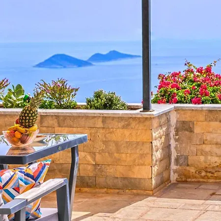 3 Bedroom Luxury With Private Pool Hot Tub *