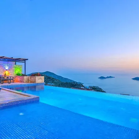3 Bedroom Luxury With Private Pool Hot Tub