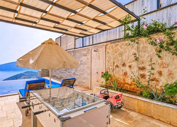 3 Bedroom Luxury With Private Pool Hot Tub Villa Kalkan
