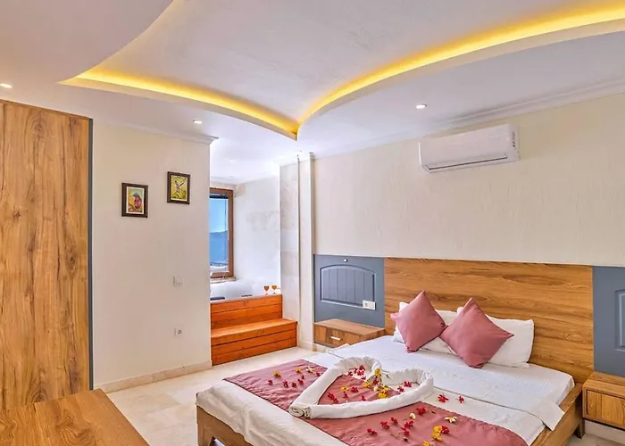 3 Bedroom Luxury With Private Pool Hot Tub Villa Kalkan